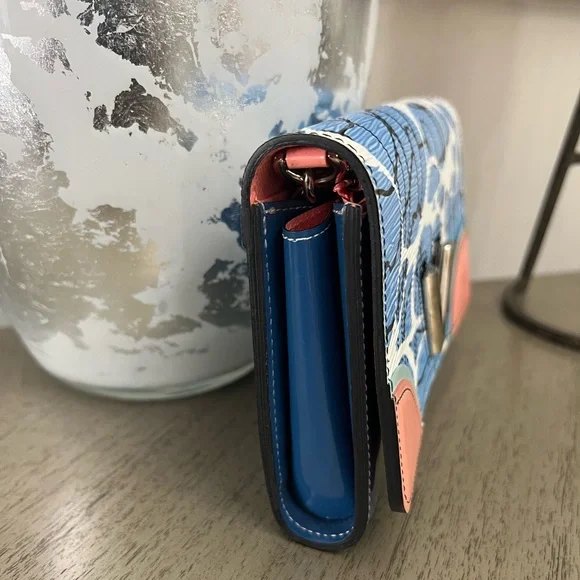 Louis Vuitton Twist Chain Aqua Print - Picture 7 of 8